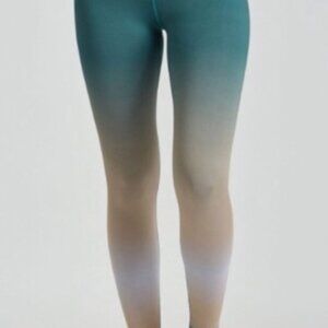 Noli Green and Beige Ombre Leggings - Size Medium